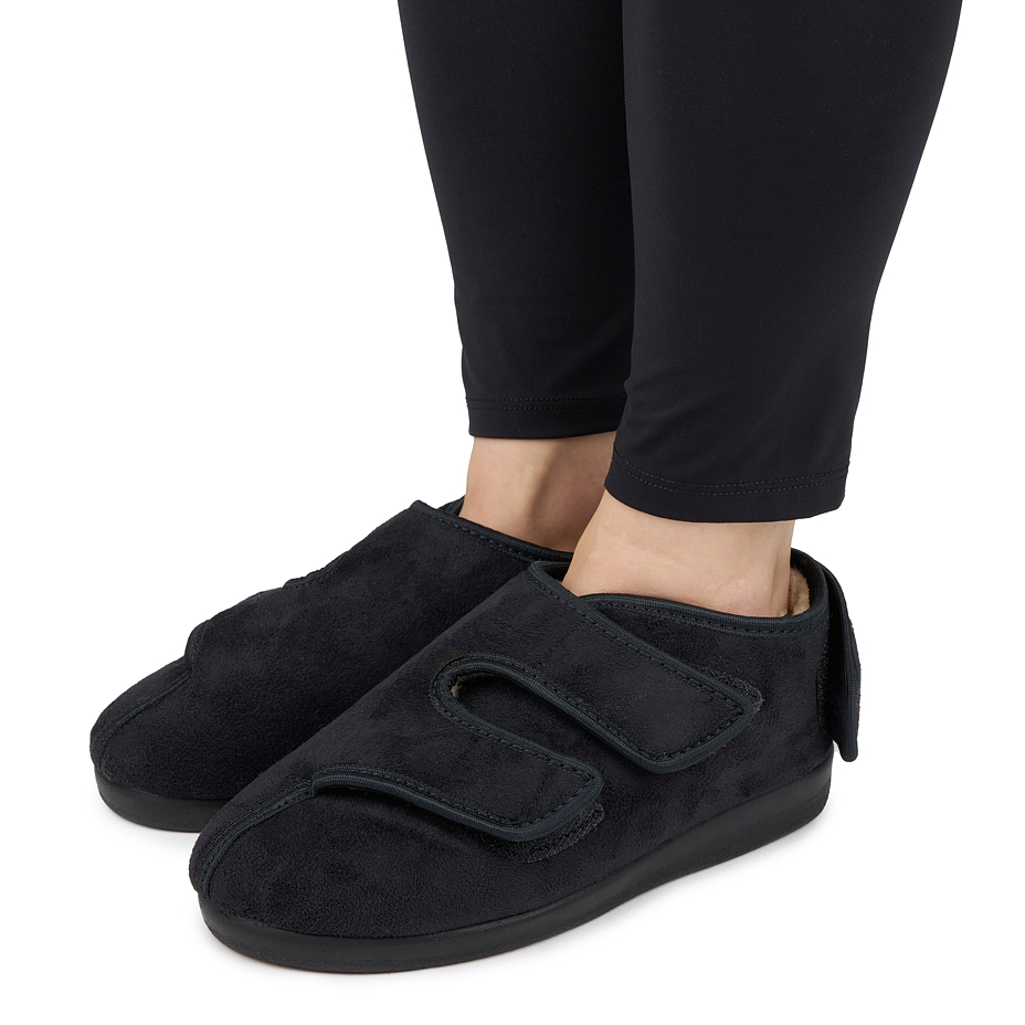 Geïsoleerde bandage schoenen voor dames met schapenwol en klittenband, zwart